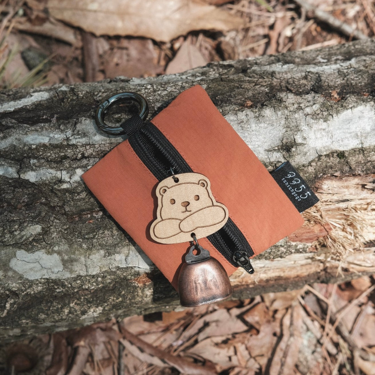 Bear bell pouch / くま